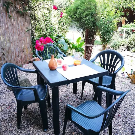 Casalmare Apartment *
